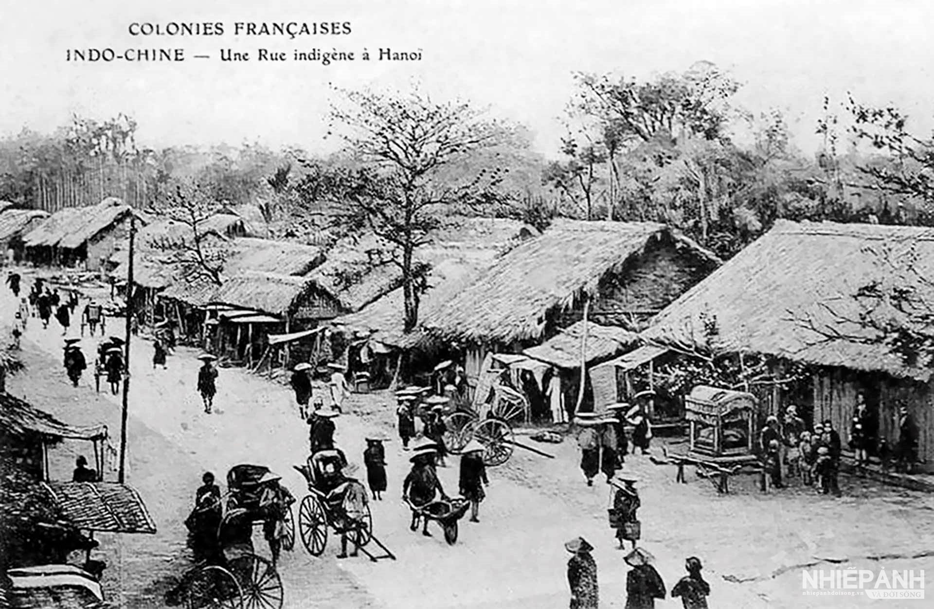 W_pho-hue-o-ha-noi-thap-nien-1890.jpg